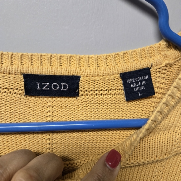 Large Izod Yellow Sweater - Picture 5 of 5